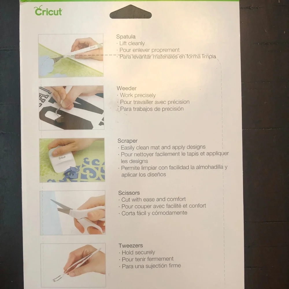 Cricut basic tool set NEW